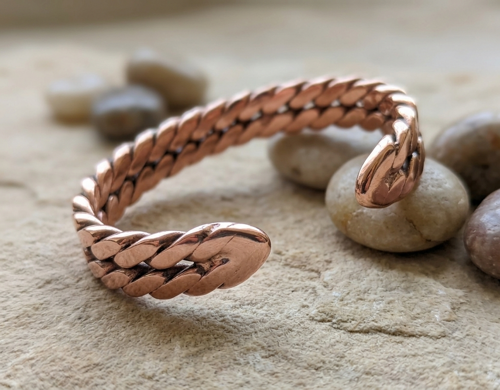Brazalete de Cobre Artesanal - Diseño Trenzado Único (Puro Macizo)